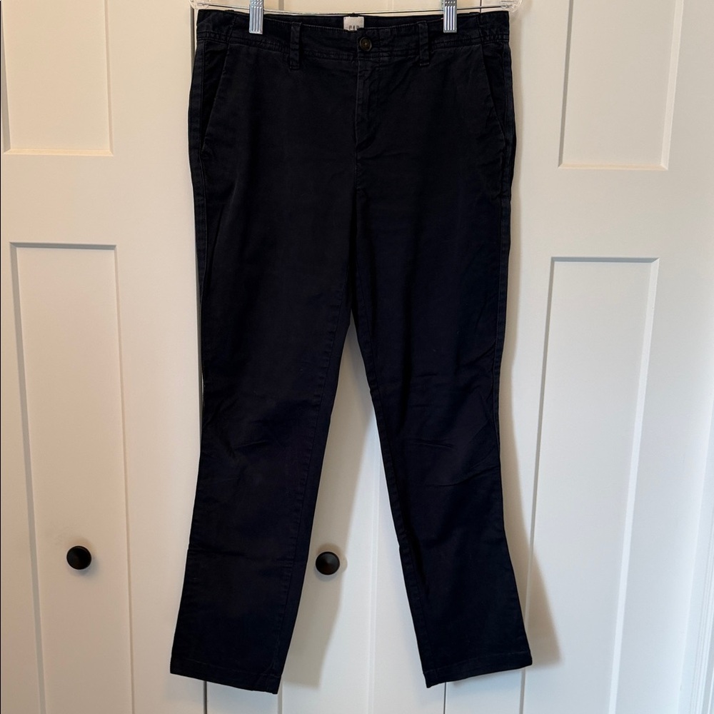 GAP Straight Leg Women's Pants in Black